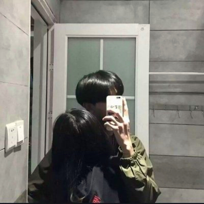 帮我取带温字的两个字的网名